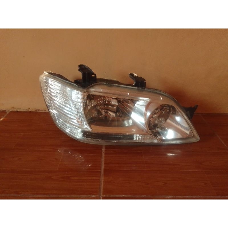 Lampu Depan Mitsubishi Lancer Cedia Kanan Original
