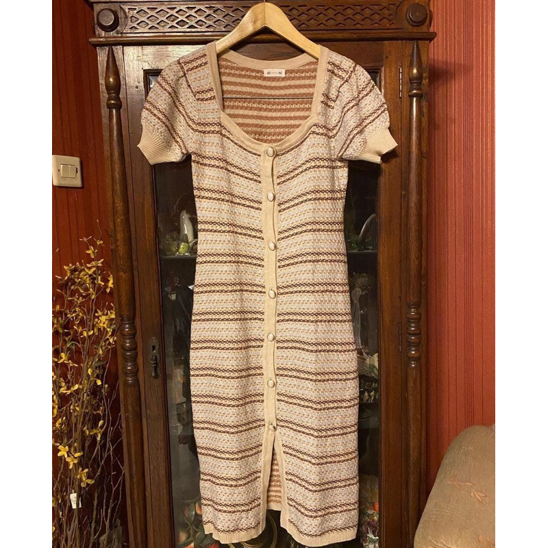 Preloved dress by shop etni