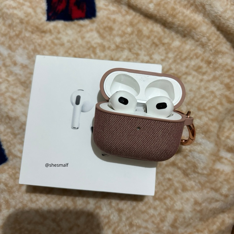 Airpods Gen 3 Preloved like New