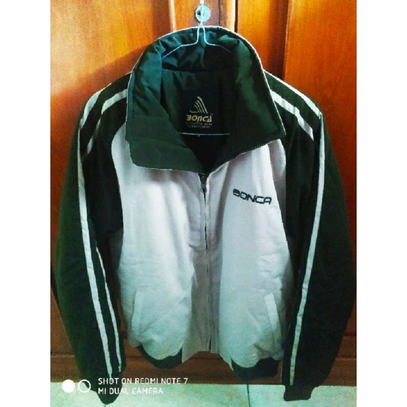 Jaket Bonca