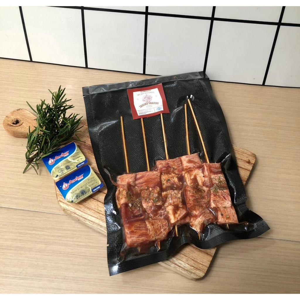 

Saikoro Yakitori Ready To Grill ( 5 tusuk ) Halal sate daging sapi