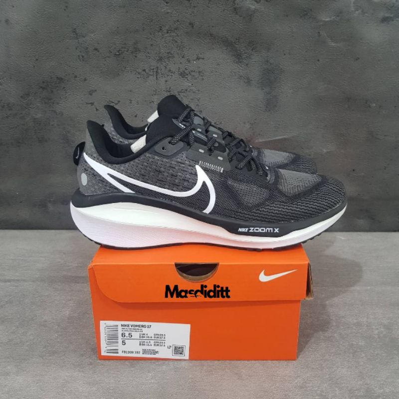 Nike Air Zoom Vomero 17 Black White