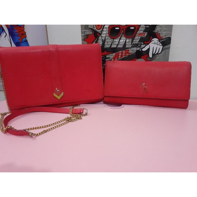 Sling Dompet Paket Edisi Hazzys Merah Preloved