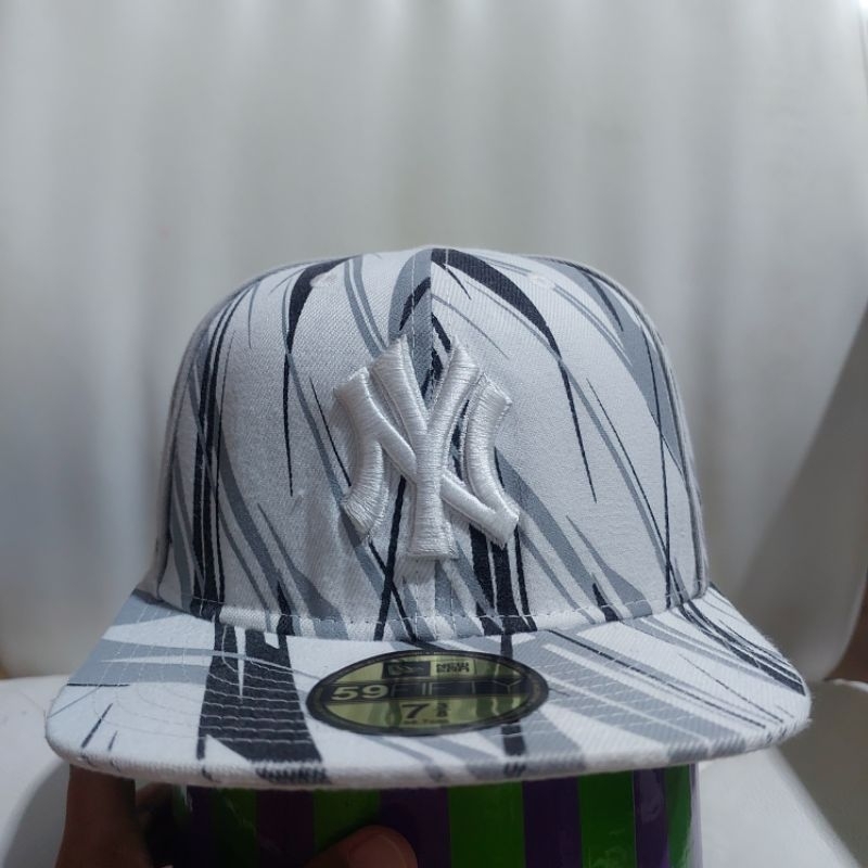 Topi New Era New York motif
