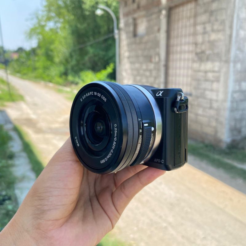 Sony a5000 Body Only Kit Mirroless siap pakai Garansi