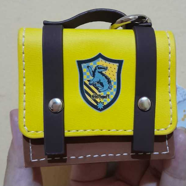 Jajaningi Harry Potter x Miniso Hufflepuff Earphone Airpods Case