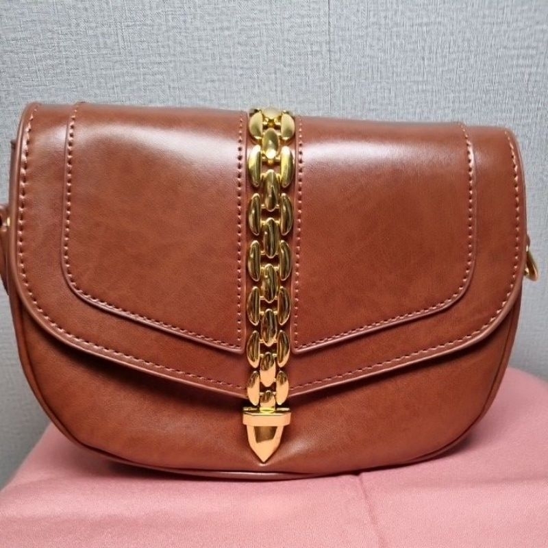 Tas CHARLES and KEITH Wanita coklat