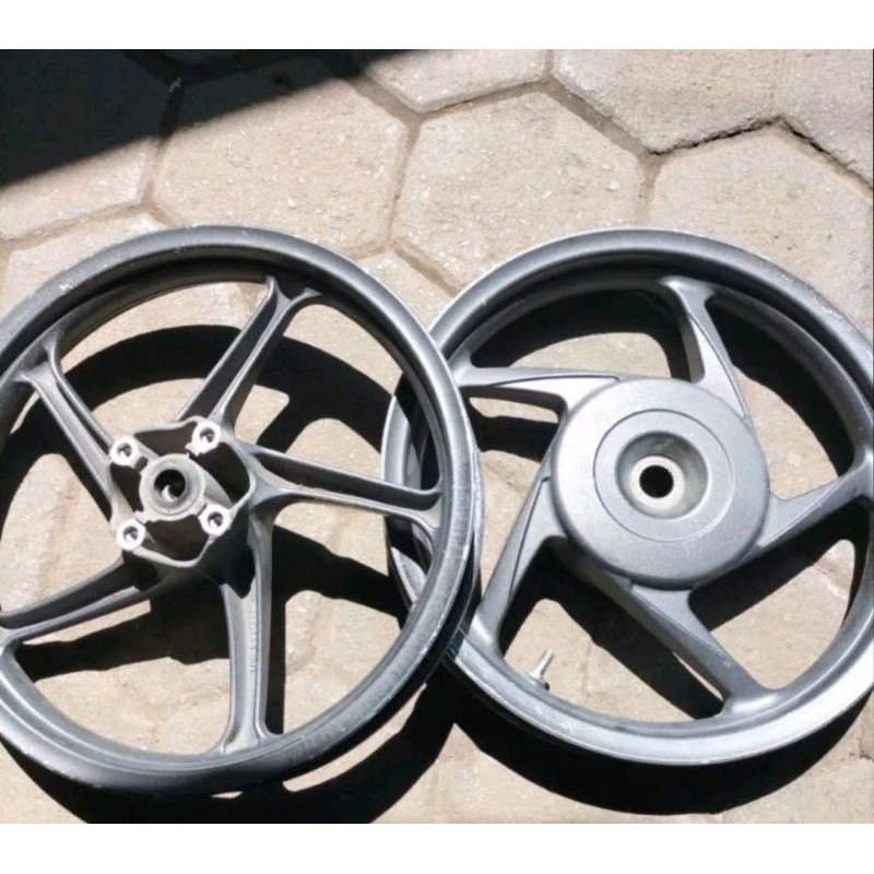 pelek depan belakang motor beat fi Vario karbu barang asli jabutan