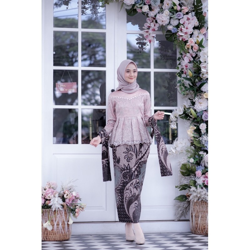 ADA JUMBO / SET KEBAYA ADIVA KEBAYA BROKAT MODEL TERBARU KOMBINASI PAYET MUTIARA FREE SELENDANG BAJU