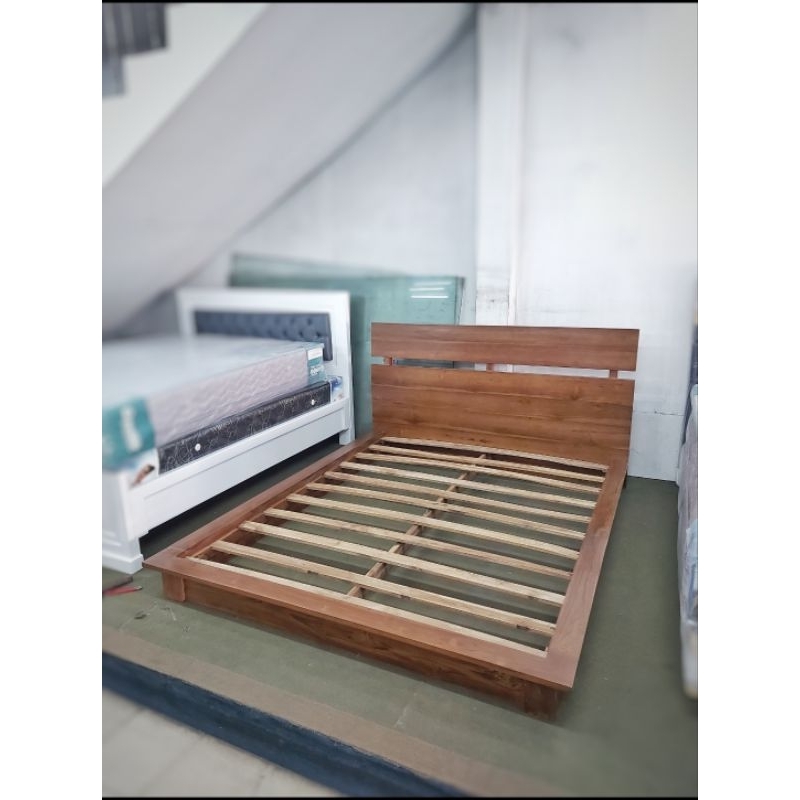 Tempat Tidur Minimalis Kayu Jati Jepara - Ranjang Rendah / Pendek Ukuran No.2 ( 160 ) Queen Size