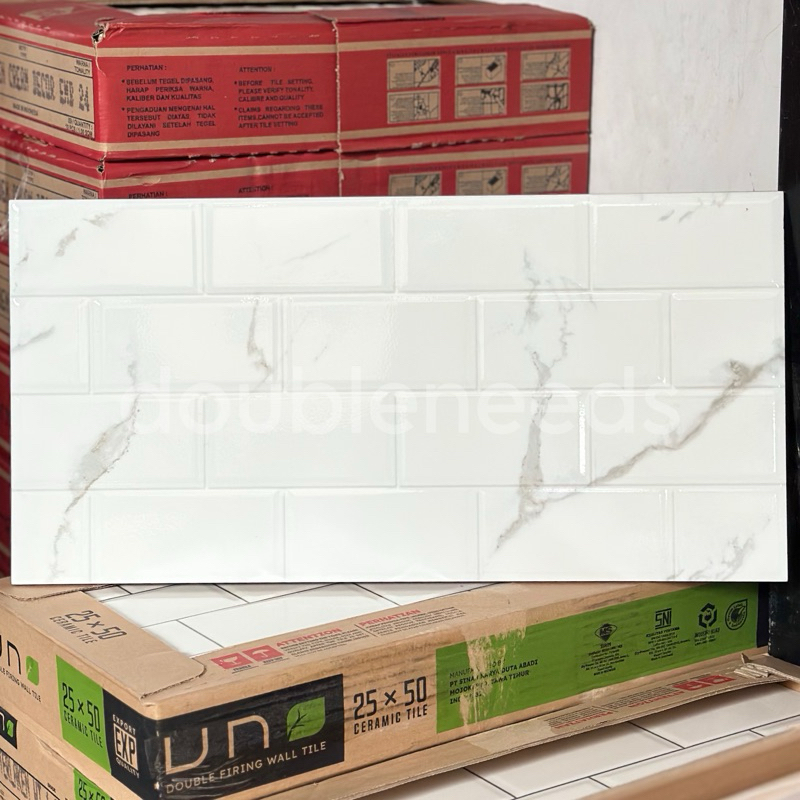 KERAMIK DINDING STATUARIO WT 25x50 UNO / KERAMIK DINDING MOTIF BATA PUTIH TIMBUL / KERAMIK DINDING M