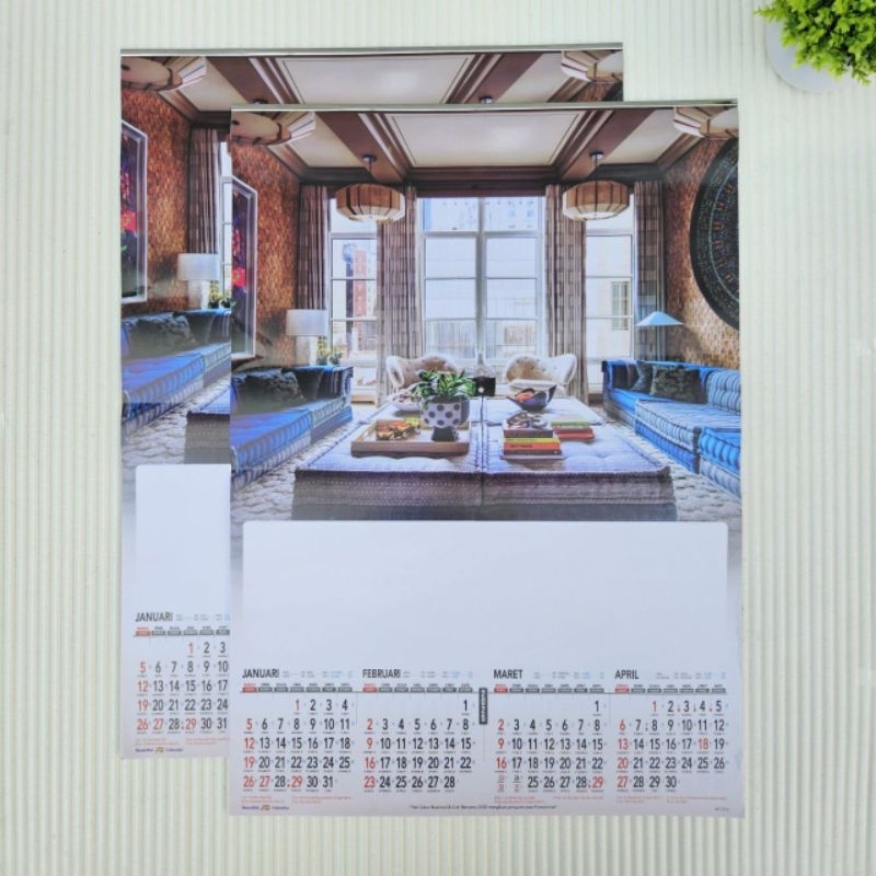

kalender tahun 2025 Ao 216 interior 3 lembar x 4 bulanan ukuran 38 x 54 cm (terima castume cetak kalender)
