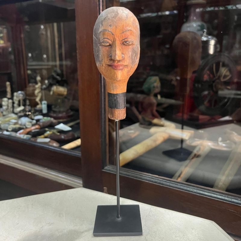 Kepala Wayang Bali Coklat Ukir Kayu Lawas Tua
