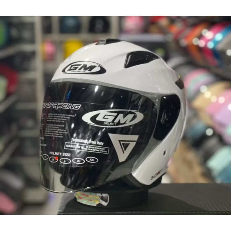 Helm GM king fighter original.