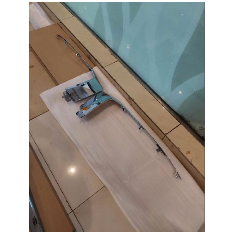 Garnish Bemper Depan Atas Asli Mitsubishi New Pajero Sport 2022