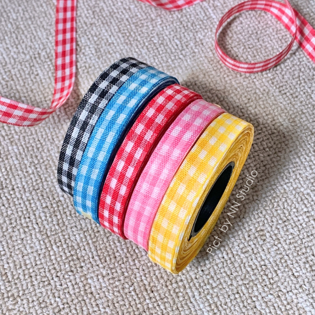 

[1 ROLL PITA] PITA KOTAK KOTAK UKURAN 1.25 CM (1/2 INCH) PANJANG 1 ROLL SEKITAR 18 METER / 20 YARD