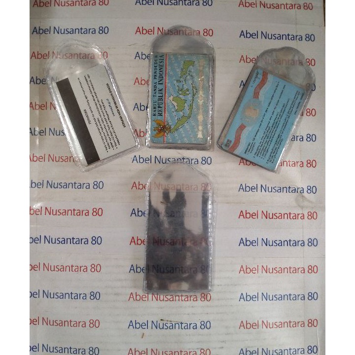 

Ekstra PLASTIK KTP SIM kartu parkir dan kartu etol ukuran 6x9cm isi 1pcs