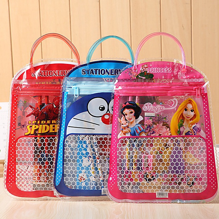 

Eksklusif Stationery Set 6 in 1 Free Alat Tulis Bese Bag untuk Anak Sekolah