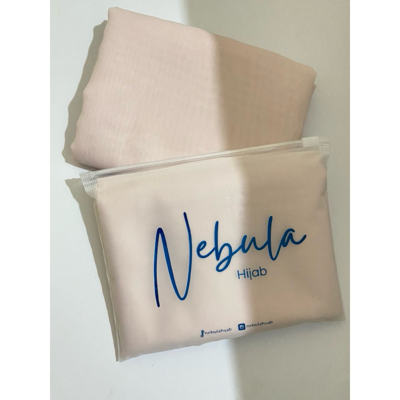 Hijab segi empat Polly cotton 120x120 cm | Bella square | Hijab square