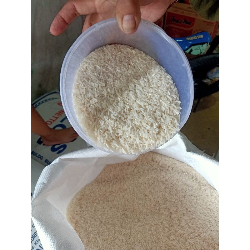 

Beras 5 kg / Beras 5kg Random Sp Utuh sintanola Opung Pulen Enak