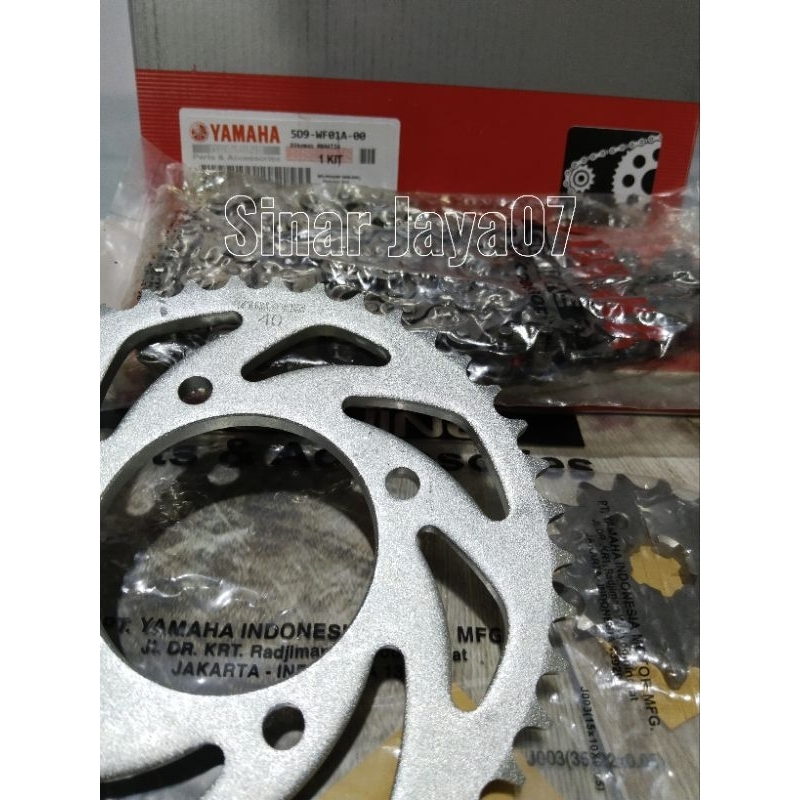 Gear set 5D9 gir paket Vega zr / jupiter z new robot th 2009-2012 (Ukuran 15/40/428H) Ori