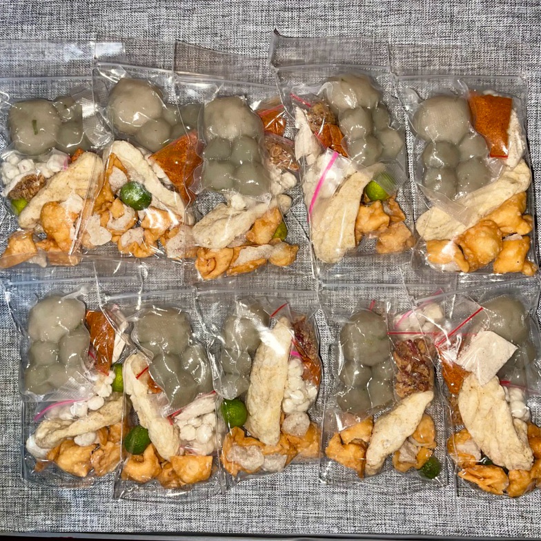 

Best Paket Reseller 1 Bungkus Baso Aci Ayam Suwir