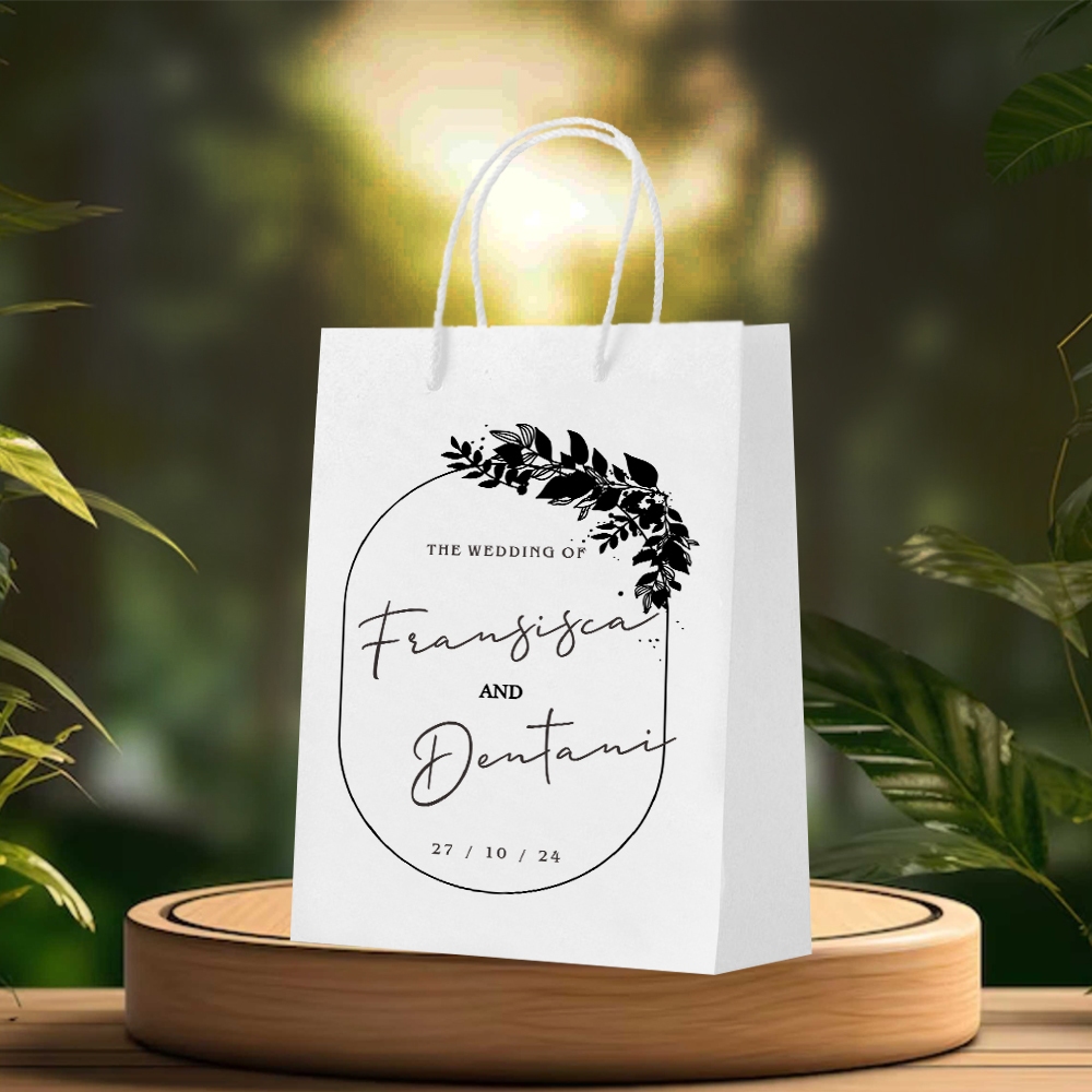 

Paperbag Putih Sablon 20x10x25/ Paperbag Polos Putih / Paperbag Putih 20x10x25 / Tas Kertas / Paperbag Sablon Custom