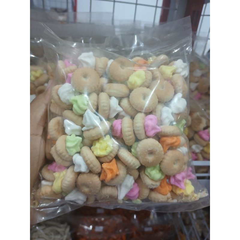 

camilan bunga gem 250 gr/camilan enak/camilan jadul/snack ringan/snack jadul/grosiran snack/biskuit bunga gem