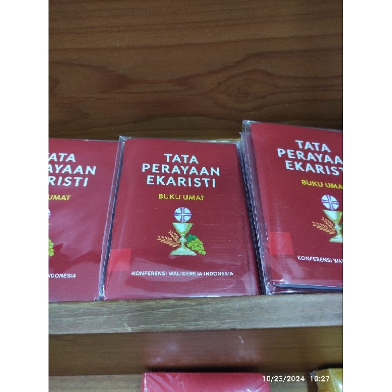 

TPE UMAT (Tata Perayaan Ekaristi)