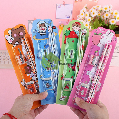 

Paket Lengkap Pensil Lucu Penghapus Setip Penggaris Rautan Pensil Alat Tulis Anak Sekolah TK SD 1 Set