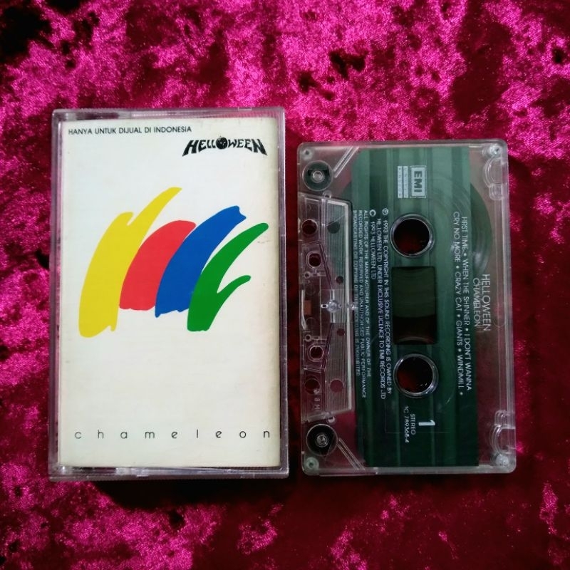 Kaset Helloween - Chameleon