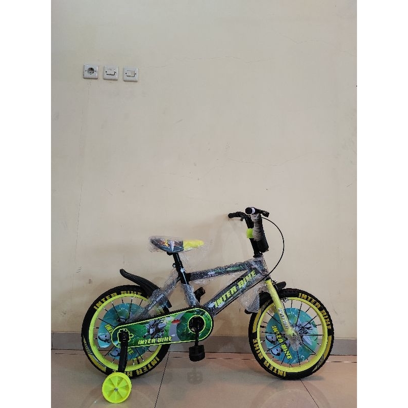 BMX 16 18  INTERBIKE IC 130