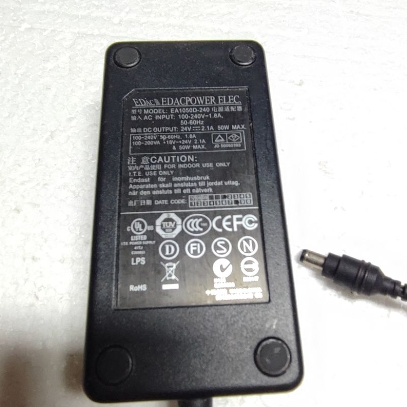 Adaptor EDAC EA1050D-240  24V 2,1A Jack 5,5mm