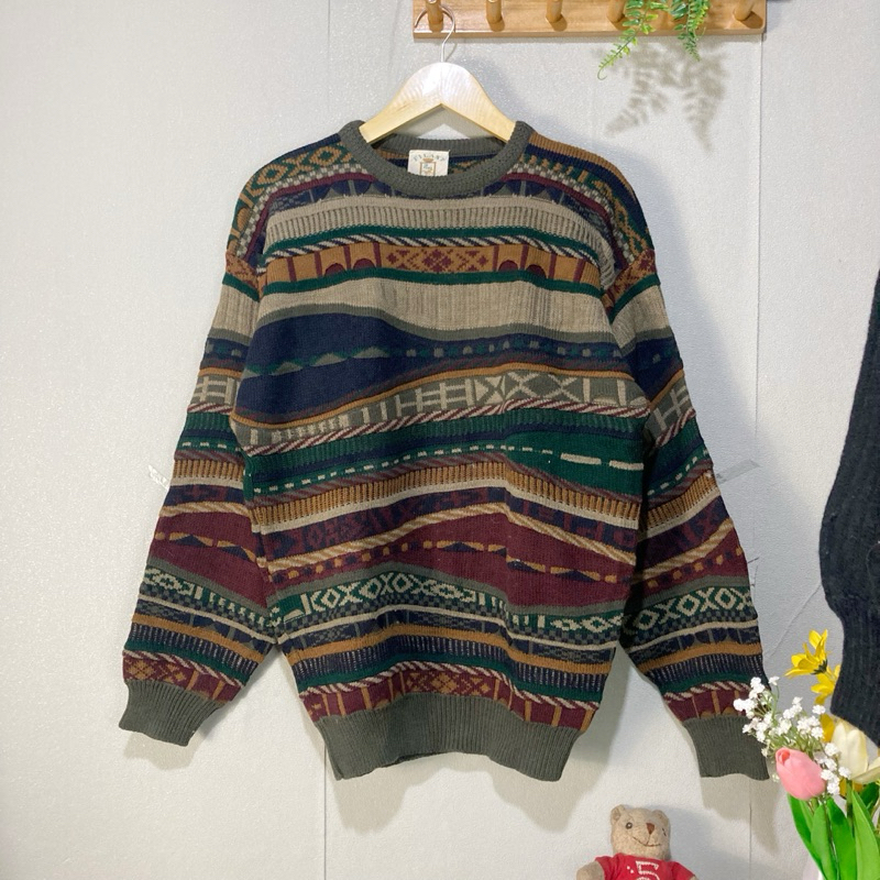 Sweater vintage coogi pattern motif