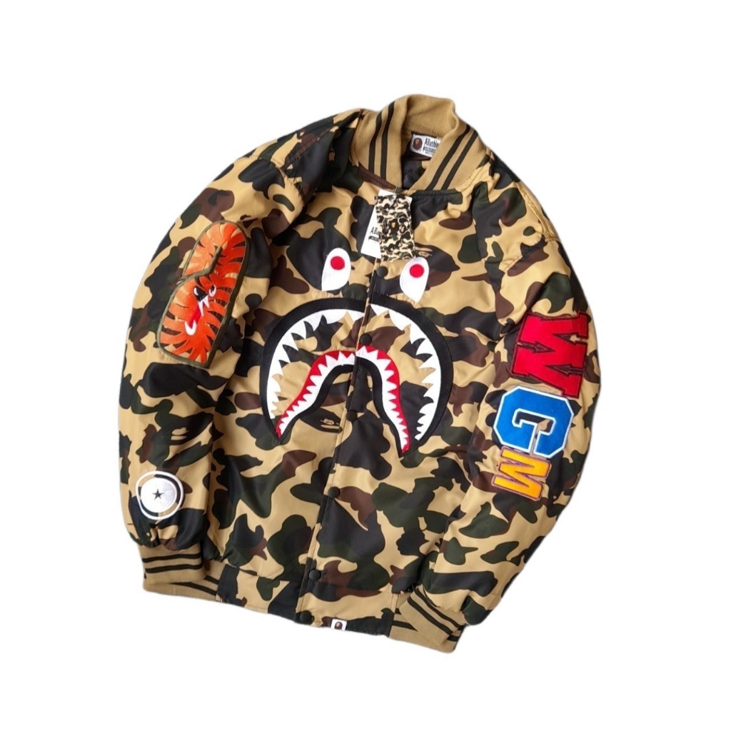 JAKET BOMBER VARSITY BAPE A BATHING APE SHARK WGM CAMO BROWN