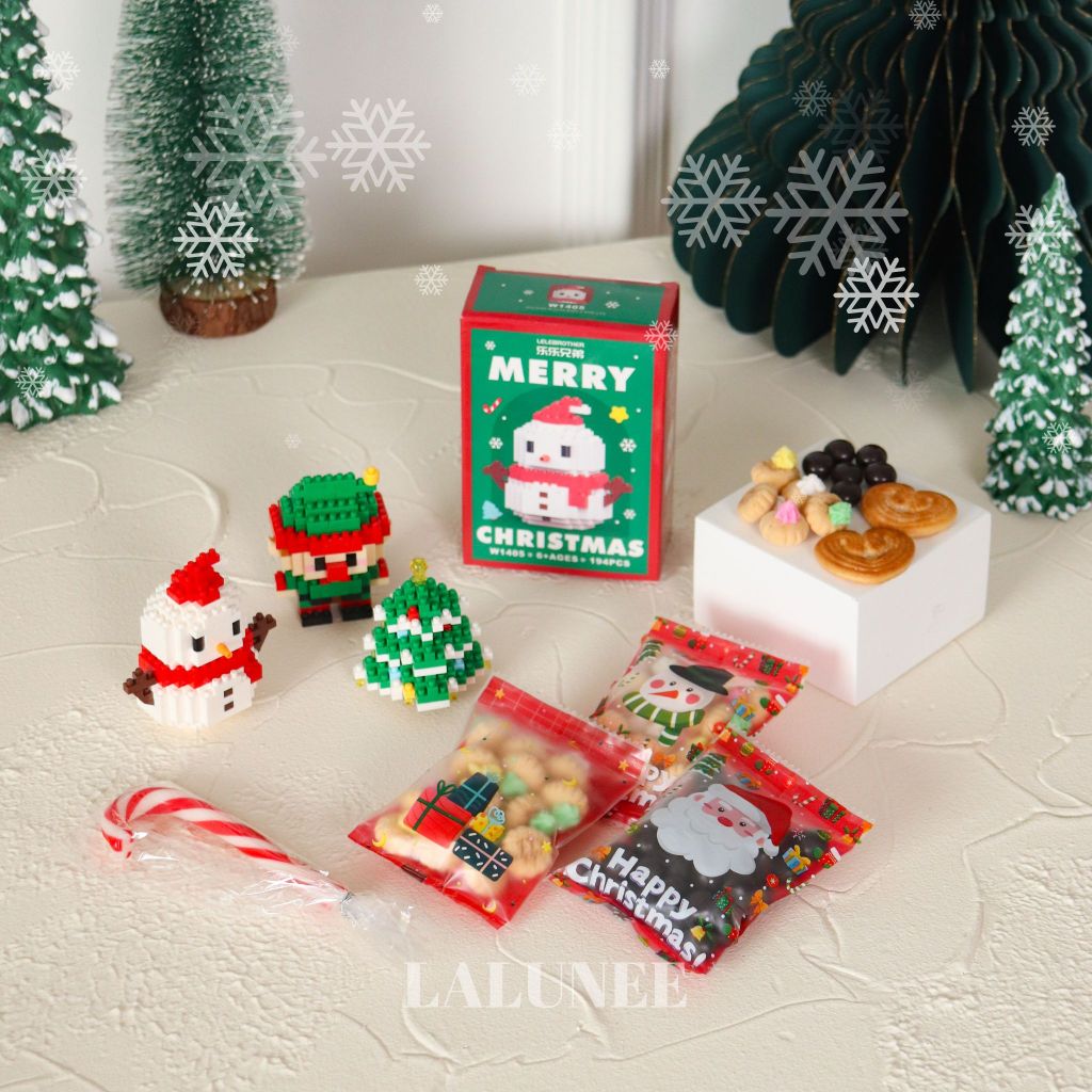 

RB Mini Hampers Natal Lucu isi Bricks, Cookies, Permen - Kado Natal Anak - Souvenir Sekolah Minggu