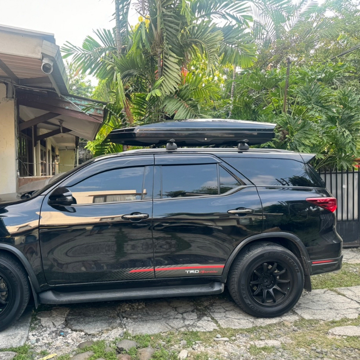 Roof box bagasi atas mobil 700L