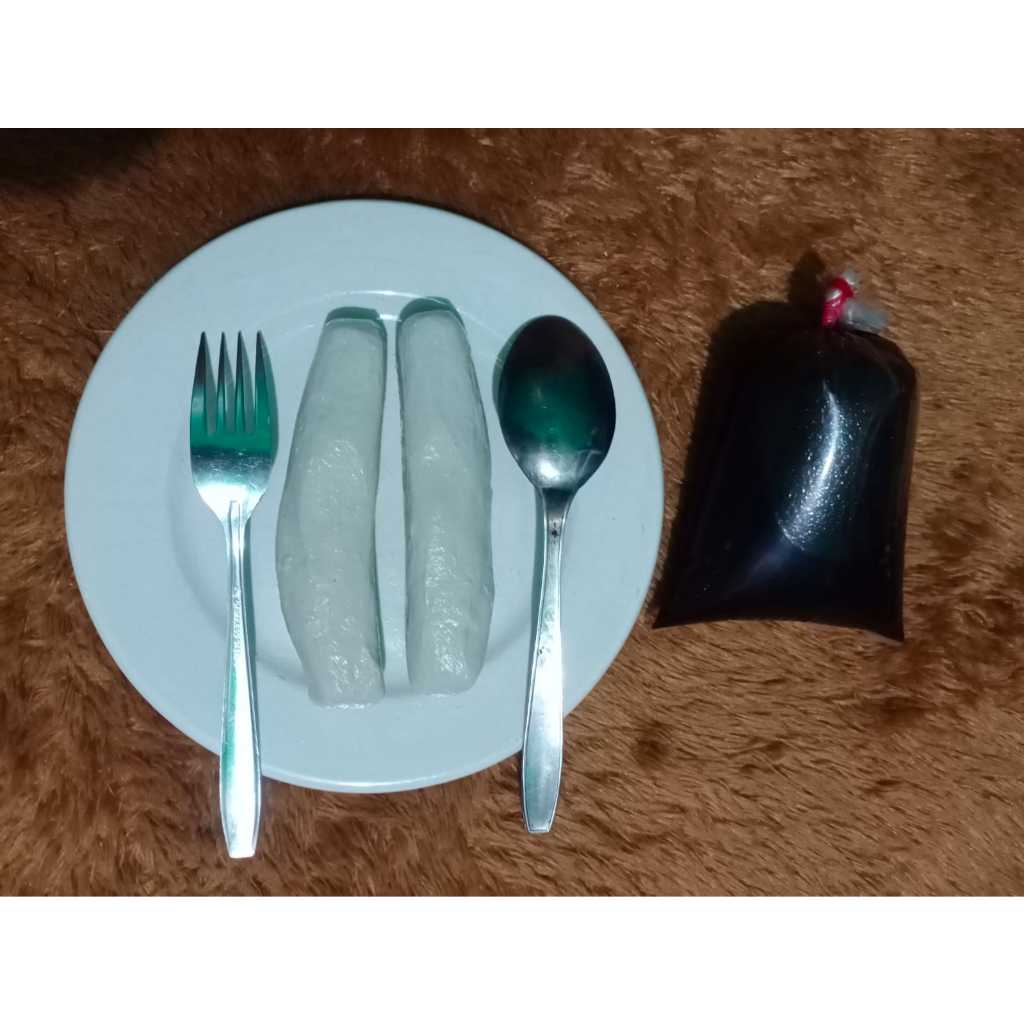 

Pempek varian Lenjer