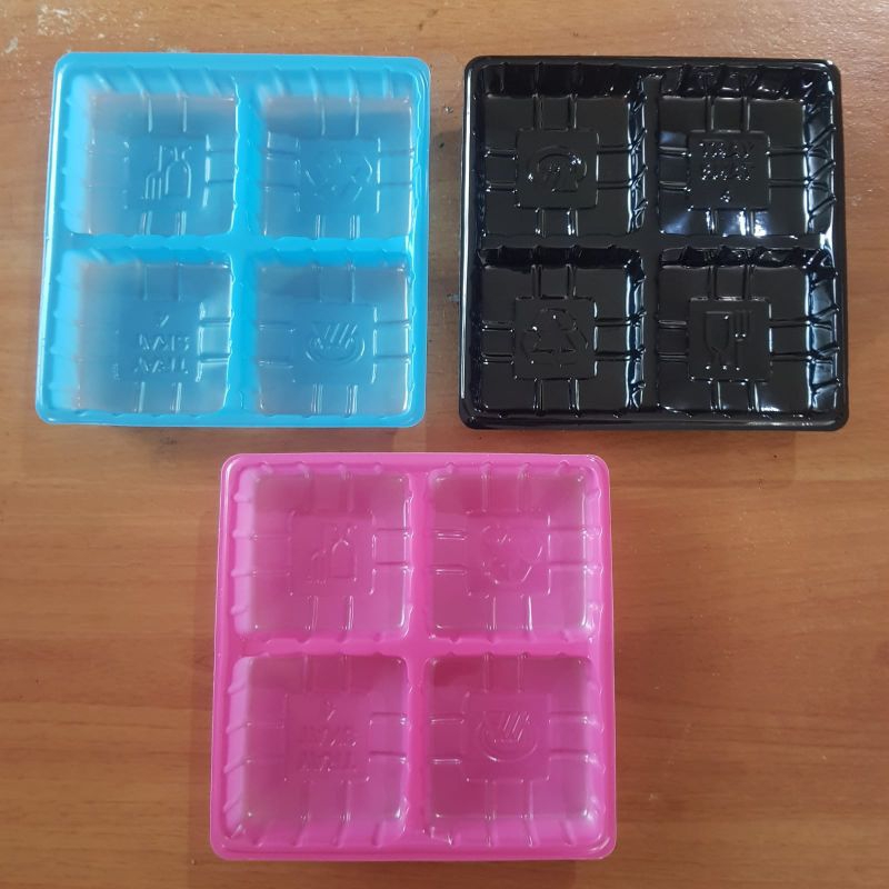 Mika Puding Sekat 4 / Mika Mooncake Sekat 4 / Mika cupcake Mooncrispy Mika Mochi