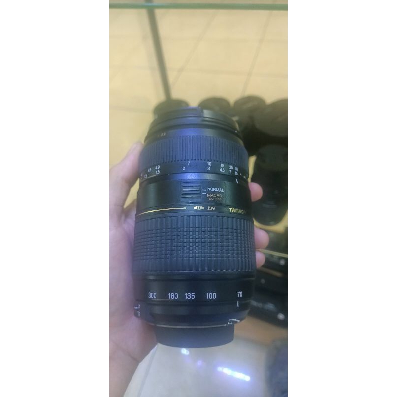 Lensa tamron 70-300 for nikon