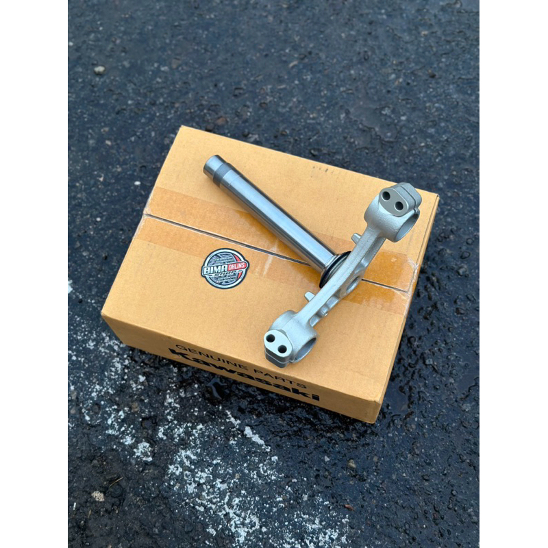 Segitiga T Bawah Ninja 150 RR Original Kawasaki