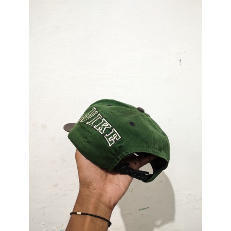 Nike Vintage SpellOut