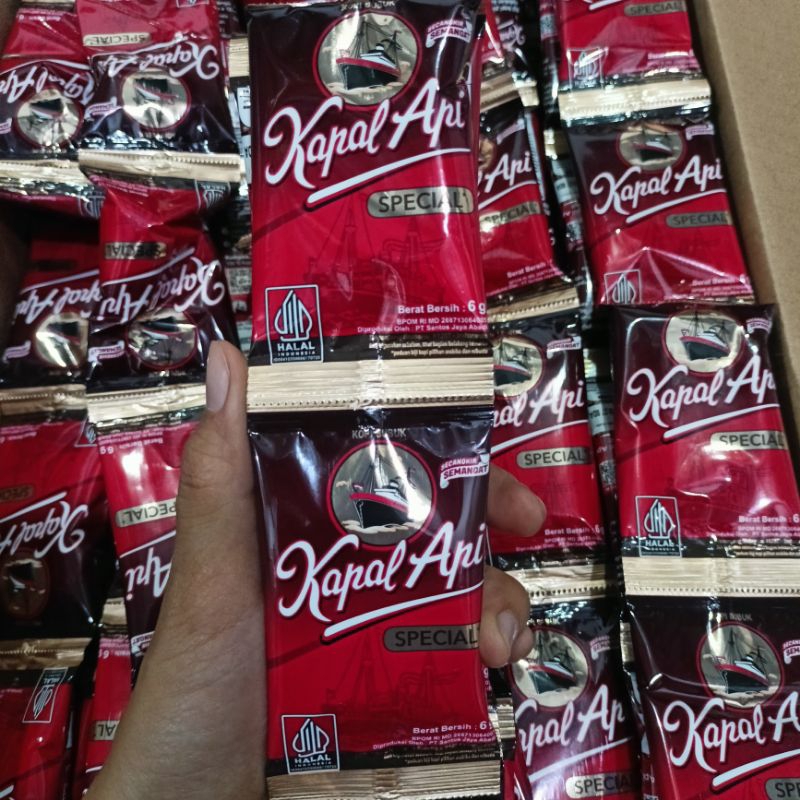 

KOPI KAPAL API MINI 1 RENCENG ISI 10pcs X 6gr