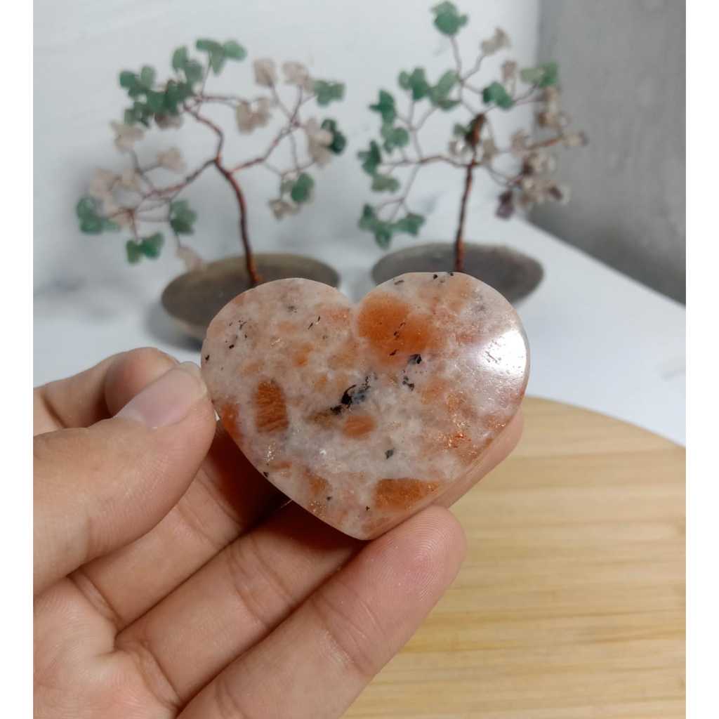 Batu Natural Golden Sunstone Heart (5)