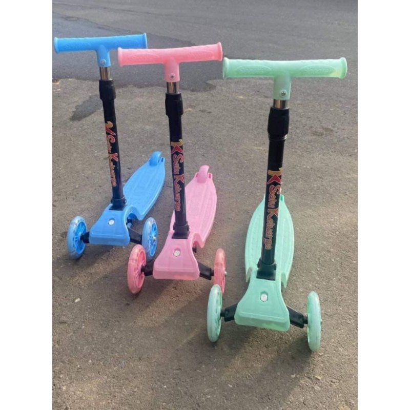 scooter LED roda 3 anak