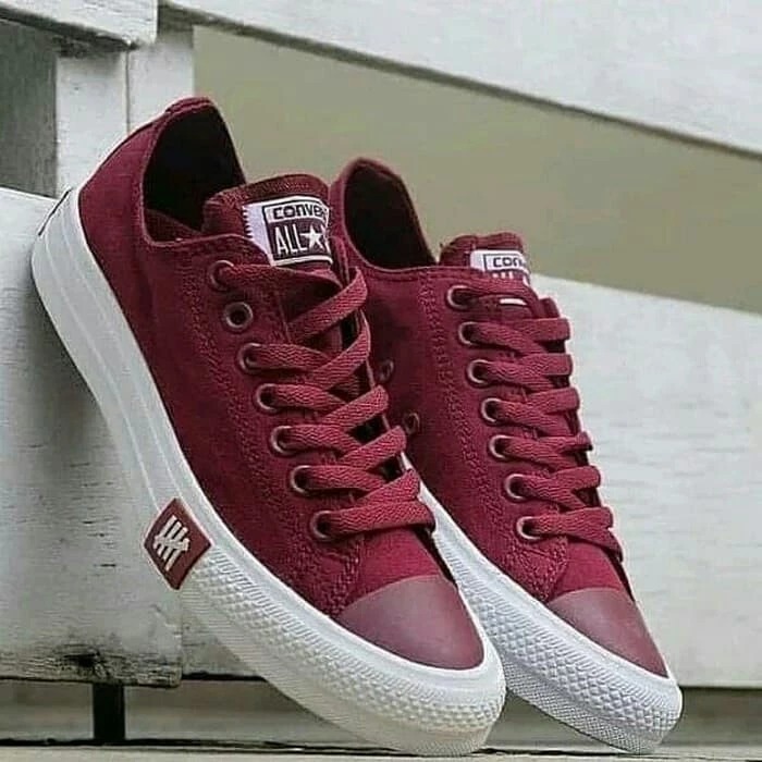 Sepatu Sneakers Casual Pria Wanita Converse All Star Undefeated Petir Pendek Merah Maroon