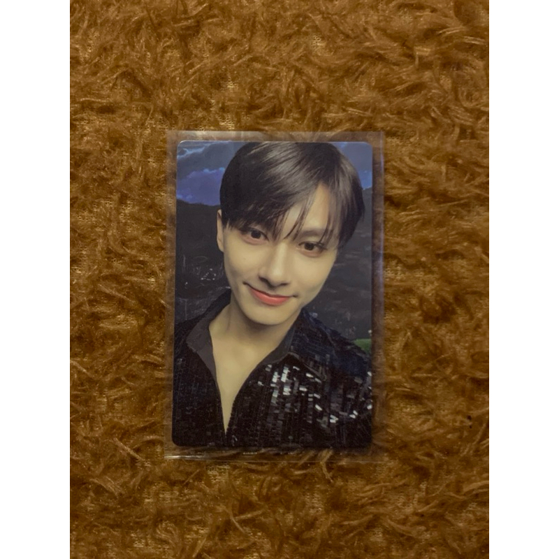 PC JUN SEVENTEEN FACE THE SUN CARAT VER