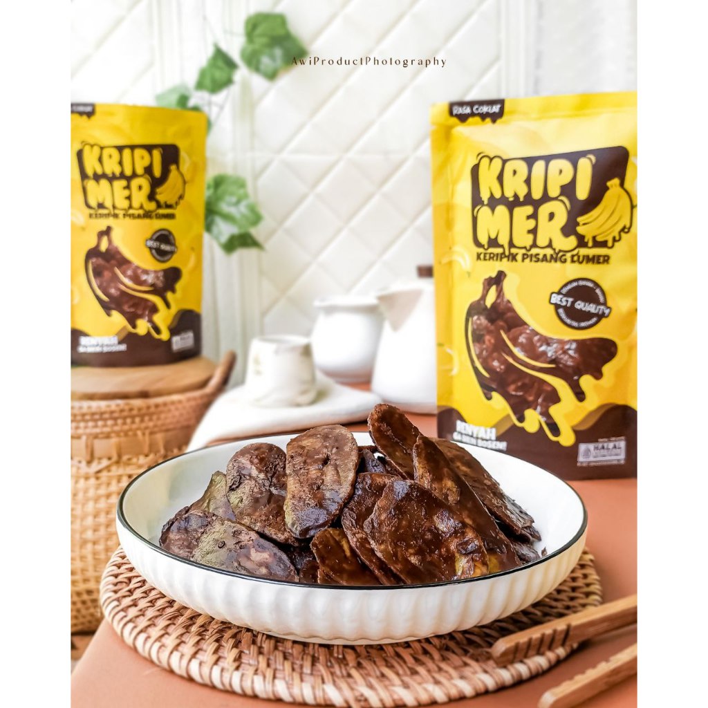 

KRIPIMER kripik pisang COKLAT lumer 100gr COKLAT nya LUMER banget