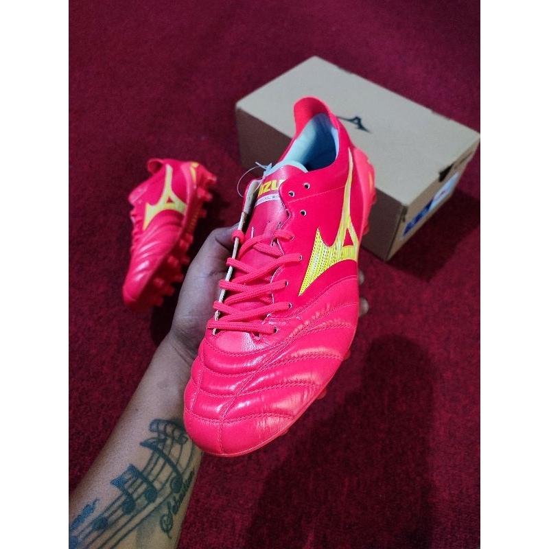 Sepatu Bola Mizuno Morelia Elite FG Red