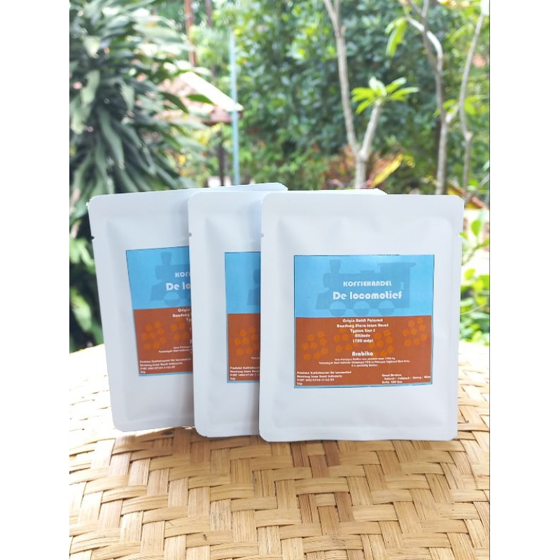 

Kopi Arabika Natural Bukit palasari Manglayang 10 grm dripbag